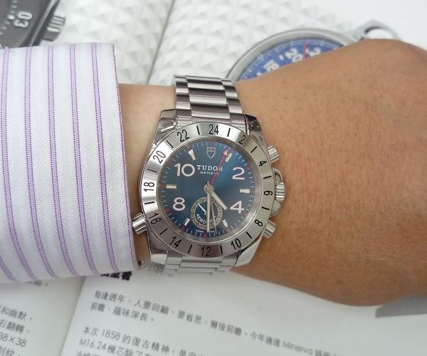 雲林流當手錶拍賣 二手極新 原裝 TUDOR Aeronaut GMT 藍面 自動 男錶 盒單齊 ZR409