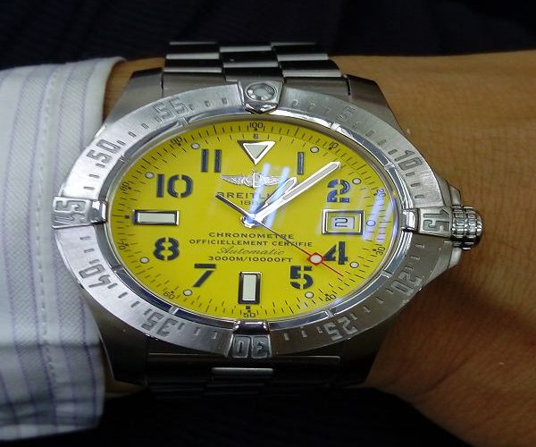 雲林流當手錶拍賣 原裝 BREITLING 百年靈 復仇者II海狼 不銹鋼 男錶 喜歡價可議 ZR332